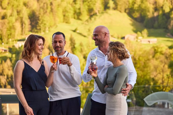 Edelweiss Pano Rooftop Bar und Restaurant Sommerabend
