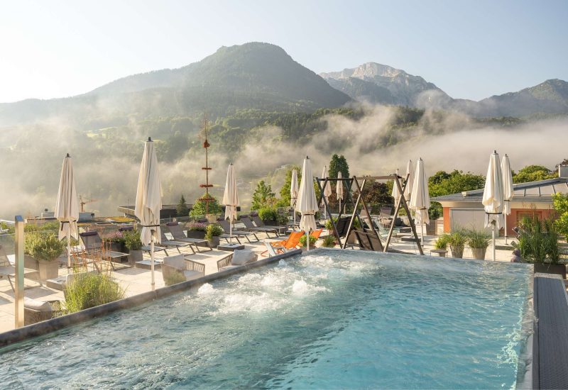 Infinity Whirlpool Rooftop at Hotel EDELWEISS Berchtesgaden with Panoramic Alpine Views
