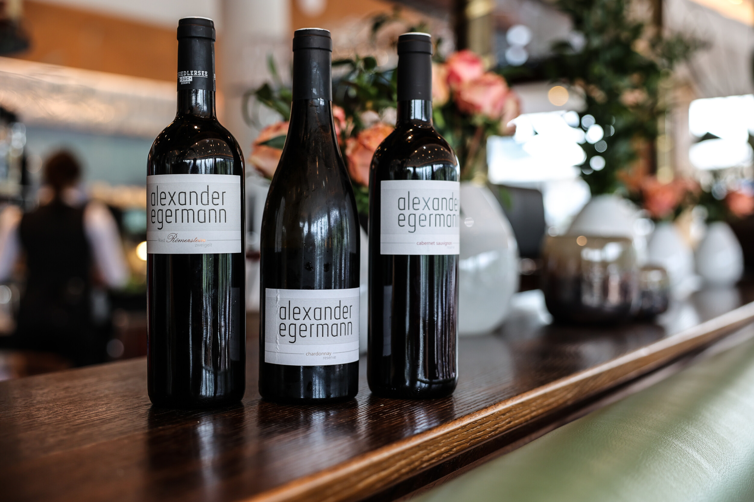 Eine Auswahl der Qualitätsweine von Alexander Egermann zur Verkostung im Restaurant Panorama beim Wine and Dine Abend