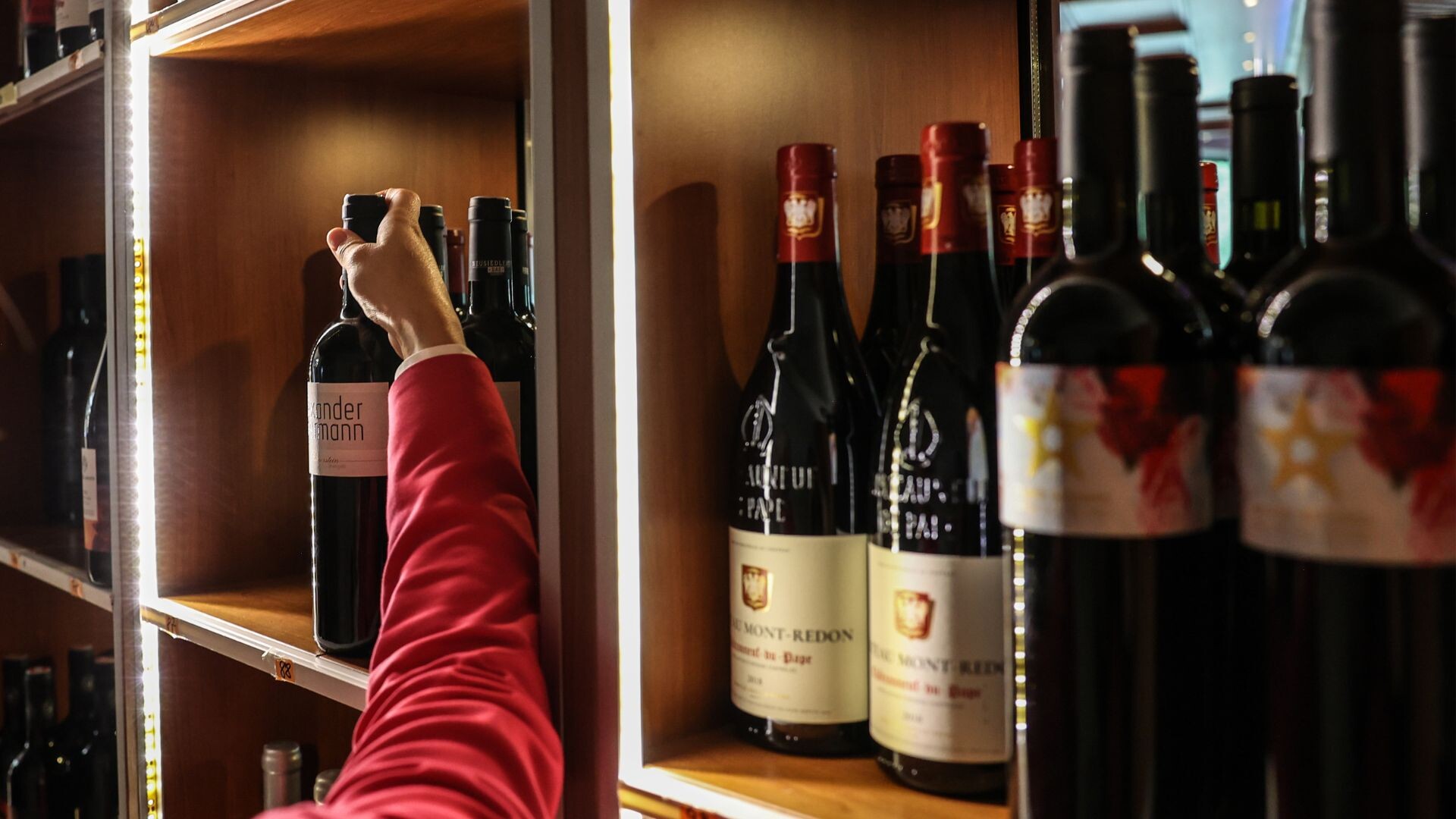 Vielfältige Weinauswahl im Weinkeller des Hotel EDELWEISS Berchtesgaden
